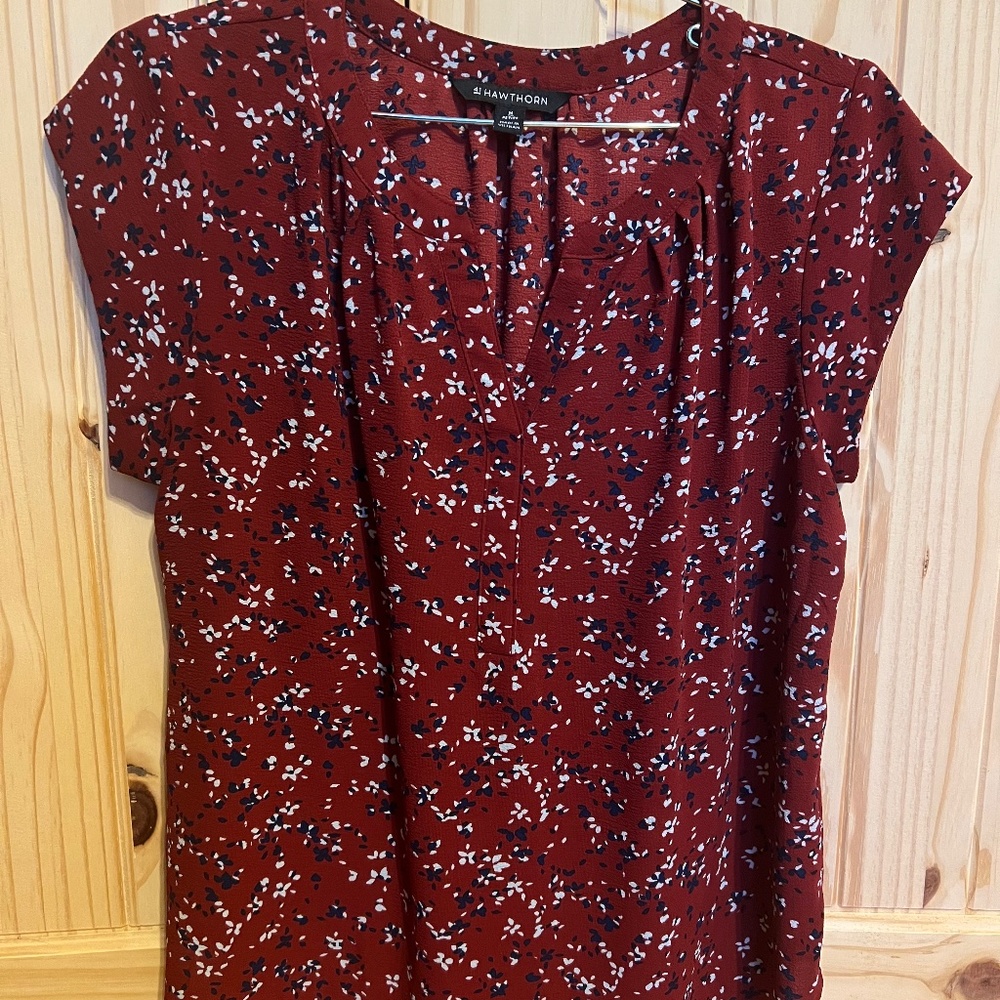 41 HAWTHORN Morey Split Neck Short Sleeve Blouse